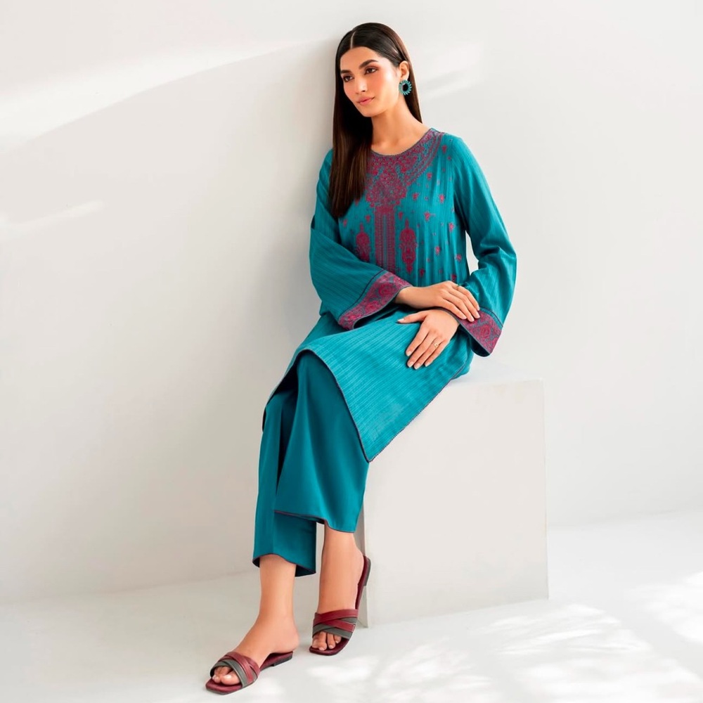 Pakistani brand new 2 piece Jazmin ready to wear dress size large to xl